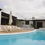 Lapa Tías